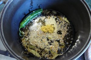 alt="spices frying for mung bean soup"